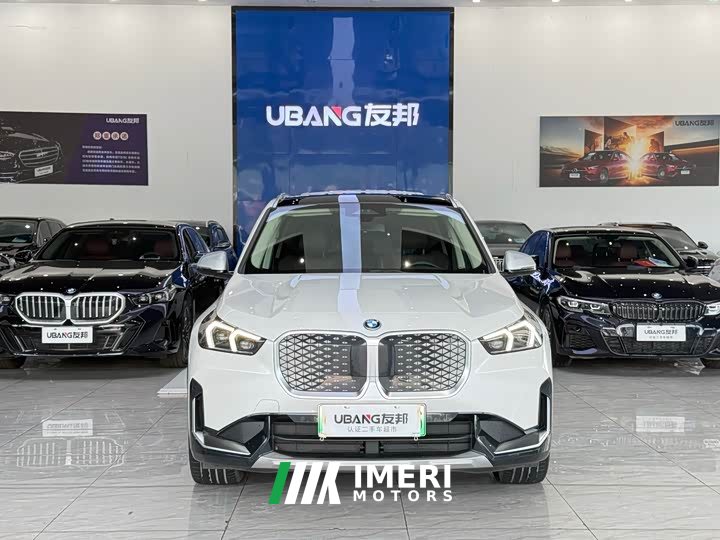 BMW iX1 xDrive30L X Design Package - автомобиль из Китая