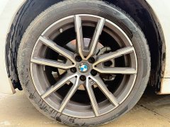 BMW 3 Series 320Li M Sports Package - фото 5