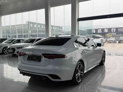 Jaguar XEL 2.0T 250PS R-DYNAMIC S aggressive sports version - фото 4