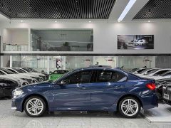 BMW 1 Series facelift 120i M Sports Night Edition - фото 7