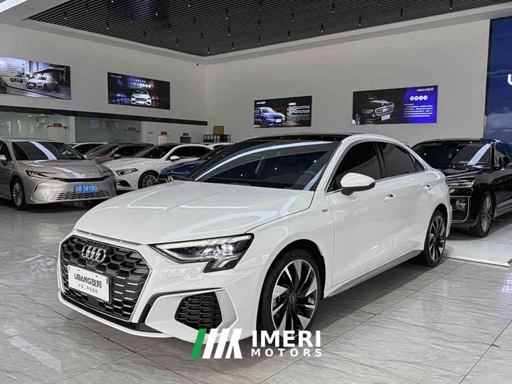 Audi A3 A3L Limousine 35 TFSI Fashionable and Sporty - автомобиль из Китая