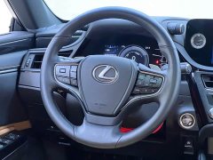 Lexus ES 2022 300h Excellence Edition - фото 18