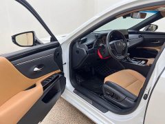 Lexus ES 2022 300h Excellence Edition - фото 8
