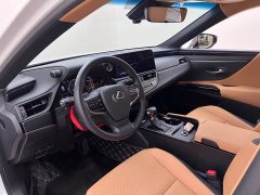 Lexus ES 2022 300h Excellence Edition - фото 9