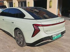 Hongqi EH7 2025 690 Smart Select Edition - фото 7