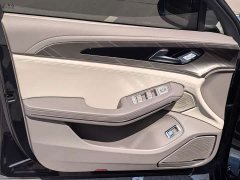 Hongqi H9 2.0T Zhilian Flagship Edition - фото 12