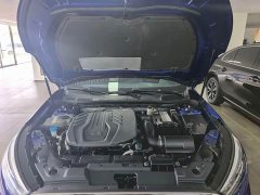 Hongqi H5 Classic 1.8T Automatic Intelligent Connected Flag Rhyme Edition - фото 13