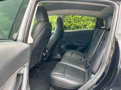 Tesla Model Y 2022 facelift rear-wheel drive version - фото 12