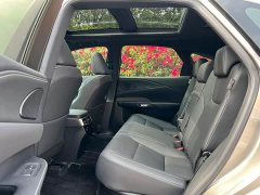 Lexus RX 350h four-wheel drive premium version - фото 4