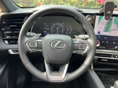 Lexus RX 350h four-wheel drive premium version - фото 9