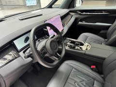 Zeekr 009 2024 seven-seat aisle version four-wheel drive 108kWh - фото 11