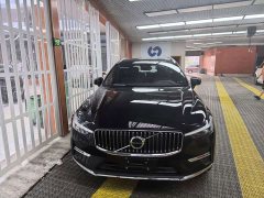 Volvo XC60 B5 four-wheel drive Zhiyuan luxury version - фото 5