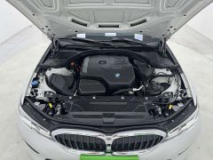 BMW 3 Series 320i Sports Package - фото 17