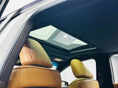 Lexus ES 300h Premium Edition - фото 14