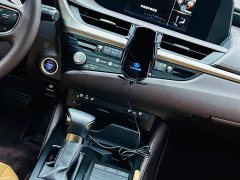 Lexus ES 300h Premium Edition - фото 18