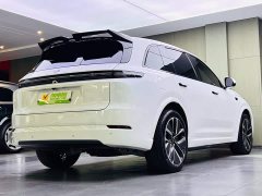 Li Auto Ideal L7 Ultra - фото 4