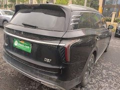 Hongqi HS7 PHEV 2.0T PHEV four-wheel drive Qichang version 7 seats - фото 7