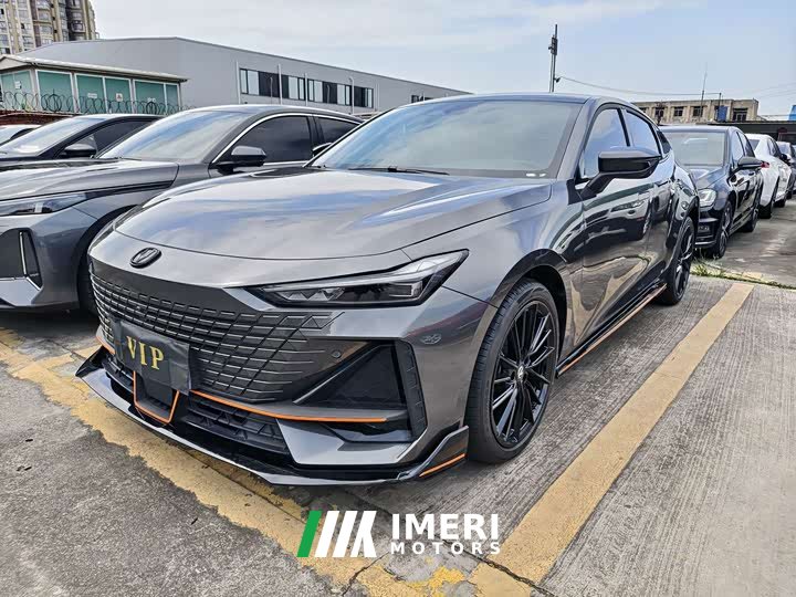 Changan UNI-V 1.5T sports version - автомобиль из Китая