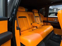 Rolls-Royce Cullinan 2018 five-seater version - фото 11