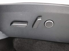 Tesla Model Y 2022 facelift, long-range all-wheel drive version - фото 12