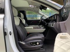 Hongqi E-HS9 690km flagship version six seats - фото 11