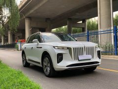 Hongqi E-HS9 690km flagship version six seats - фото 3