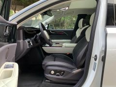 Hongqi E-HS9 690km flagship version six seats - фото 8