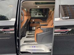 Hongqi HQ9 PHEV 2.0T four-wheel drive business version - фото 6