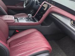 Hongqi H5 2023 2.0T automatic smart connected flag version - фото 10