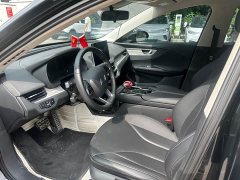 Hongqi E-QM5 620km PLUS - фото 6