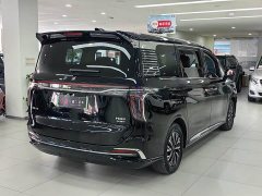 Hongqi HQ9 PHEV 2.0T four-wheel drive luxury version - фото 9