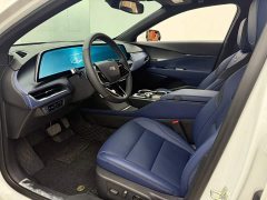 Cadillac GT4 2023 25T luxury - фото 10