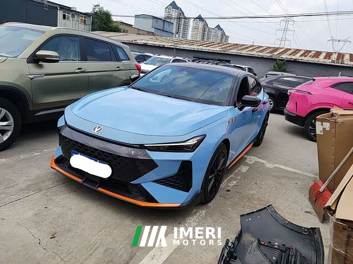 Changan UNI-V 1.5T noble sports - автомобиль из Китая