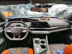 Changan UNI-V 1.5T noble sports - фото 8