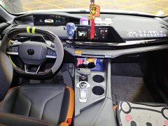 Changan UNI-V 2023 1.5T premium - фото 12