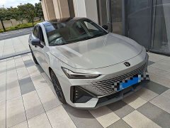 Changan UNI-V 2022 1.5T premium - фото 2