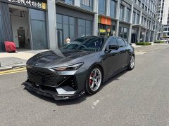 Changan UNI-V 1.5T premium - фото 1