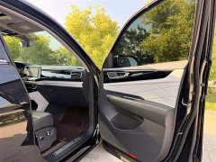 Volkswagen Touron facelift 380TSI four-wheel drive luxury version - фото 9