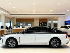 Hongqi H5 2023 2.0T Automatic Intelligent Connected Flag Edition - фото 6