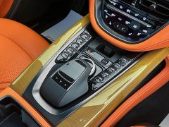 Aston Martin DBX 2020 4.0T V8 - фото 12