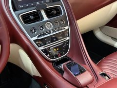 Aston Martin DB11 2020 4.0T V8 Volante - фото 13