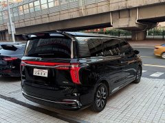 Hongqi HQ9 2023 2.0T Zhilian Qiyun Edition - фото 6