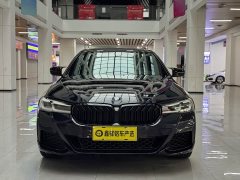 BMW 5 Series facelift 530Li leading M sports package - фото 2