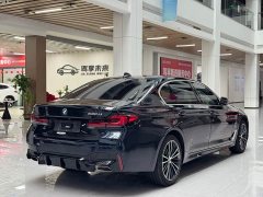 BMW 5 Series facelift 530Li leading M sports package - фото 5