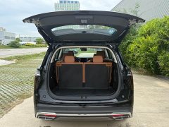 Hongqi HS7 PHEV facelift 2.0T PHEV four-wheel drive 2 million commemorative edition 6 seats - фото 7