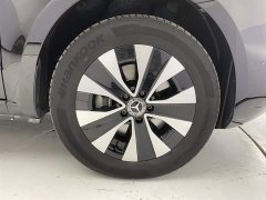 Mercedes-Benz Vito 2023 2.0T Elite Edition 7 seats - фото 11