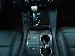 Lexus LM 2020 300h seven-seater elegant version - фото 10