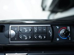 Lexus LM 2020 300h seven-seater elegant version - фото 14