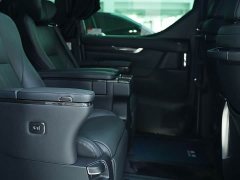 Lexus LM 2020 300h seven-seater elegant version - фото 19