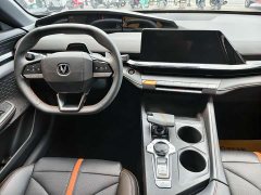 Changan UNI-V 1.5T exclusive - фото 4